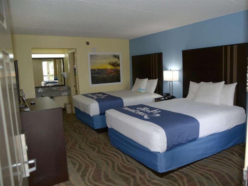 Days Inn By Wyndham Kodak/Sevierville Intrstate Smokeymntns Buitenkant foto