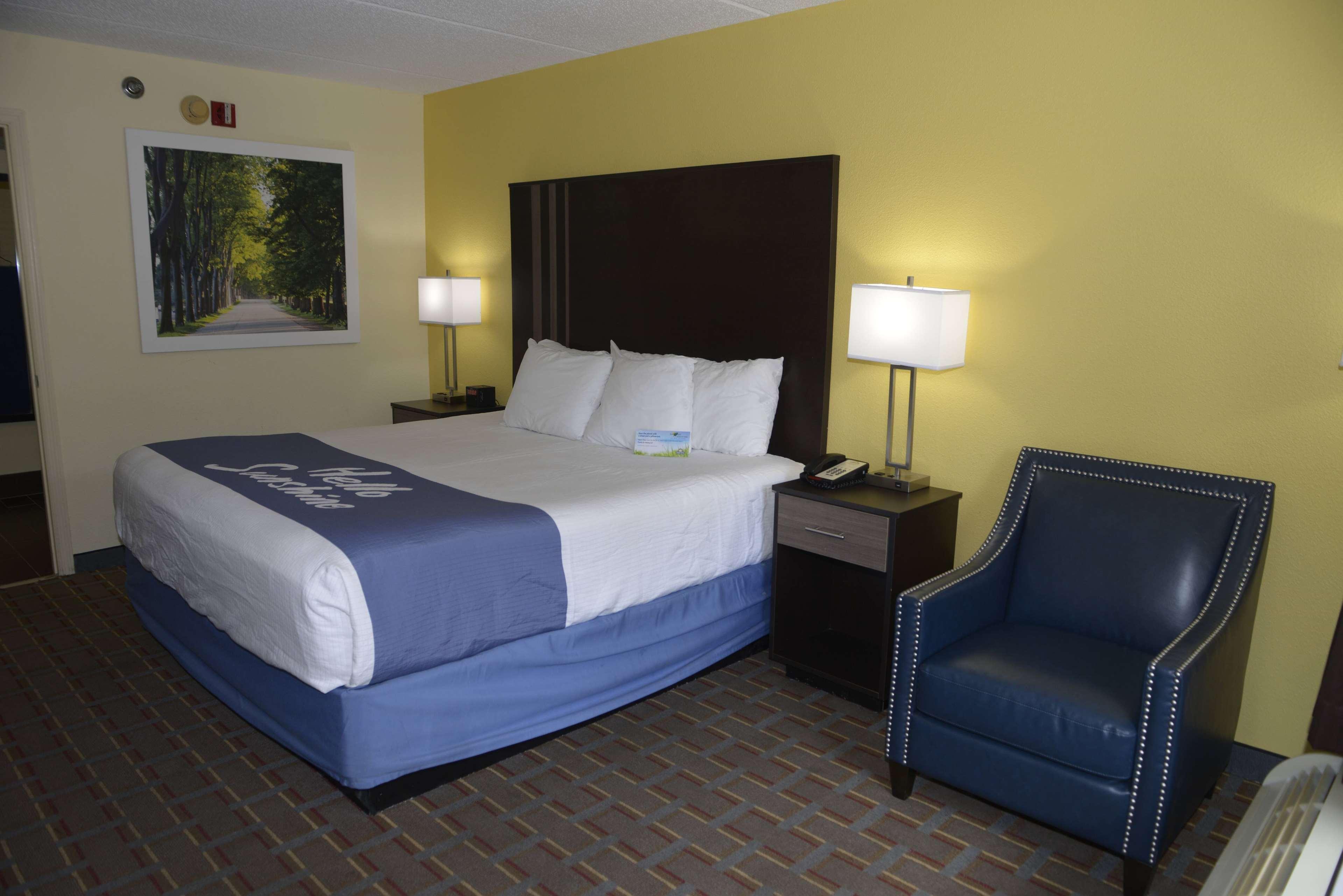 Days Inn By Wyndham Kodak/Sevierville Intrstate Smokeymntns Buitenkant foto
