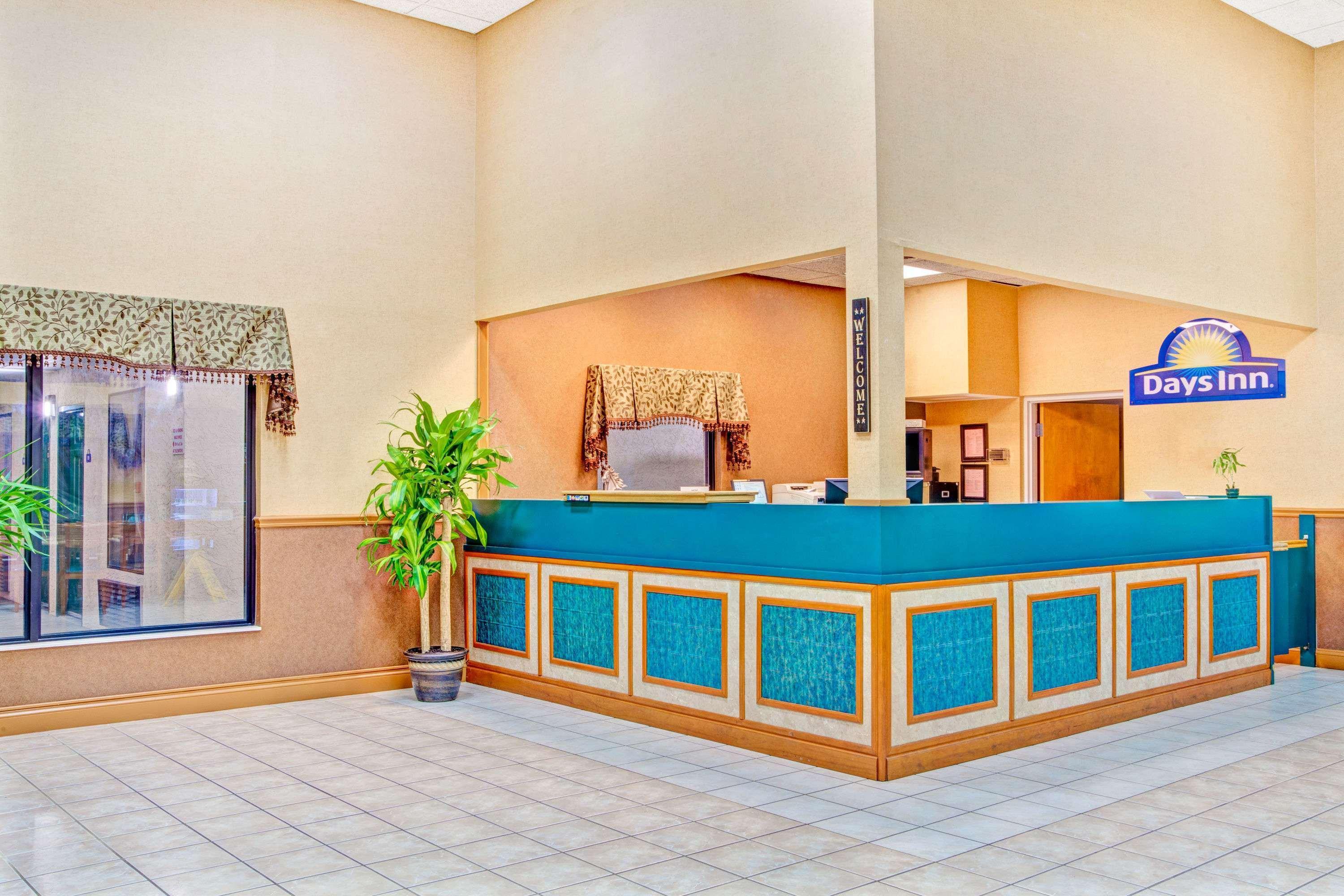 Days Inn By Wyndham Kodak/Sevierville Intrstate Smokeymntns Buitenkant foto