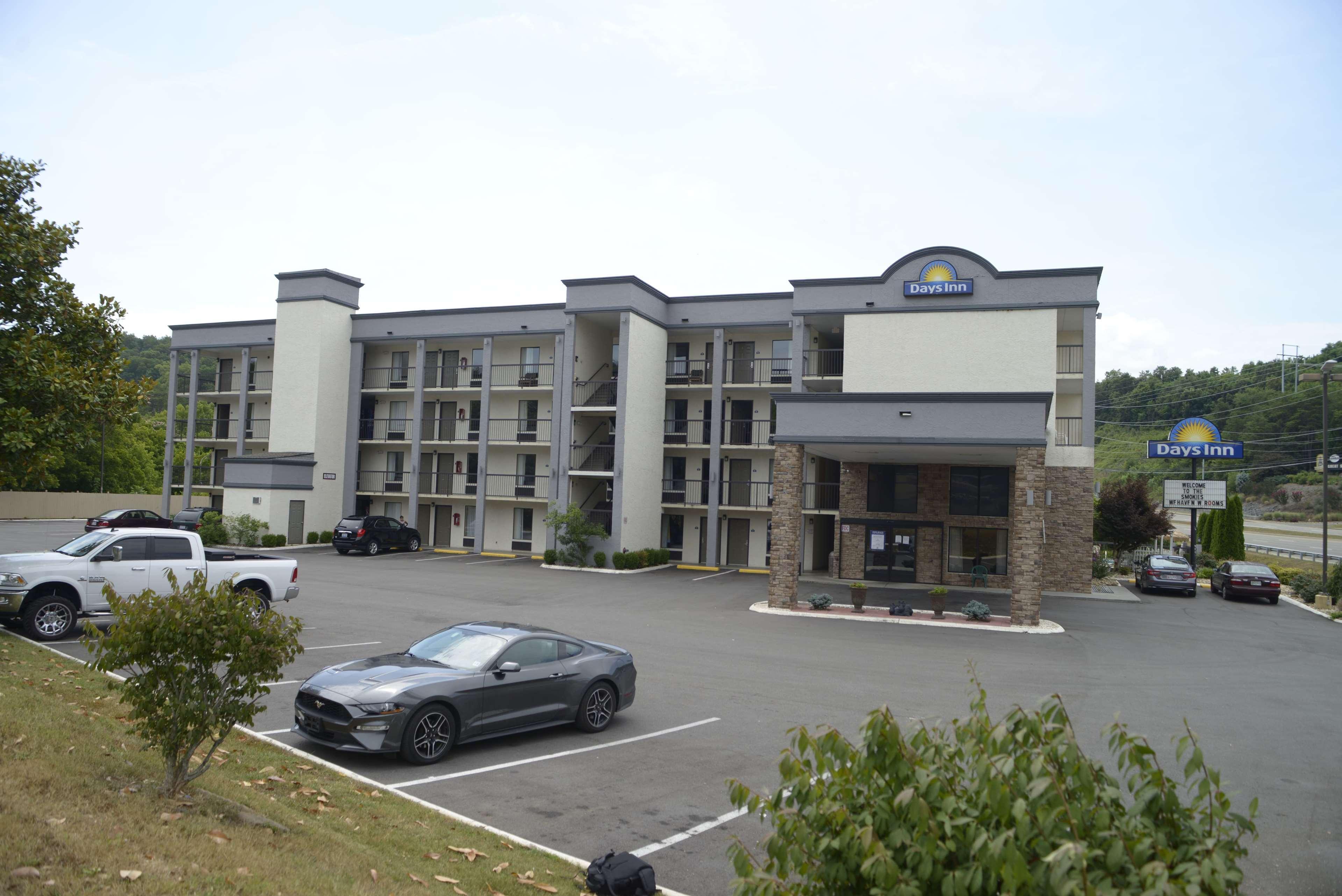 Days Inn By Wyndham Kodak/Sevierville Intrstate Smokeymntns Buitenkant foto